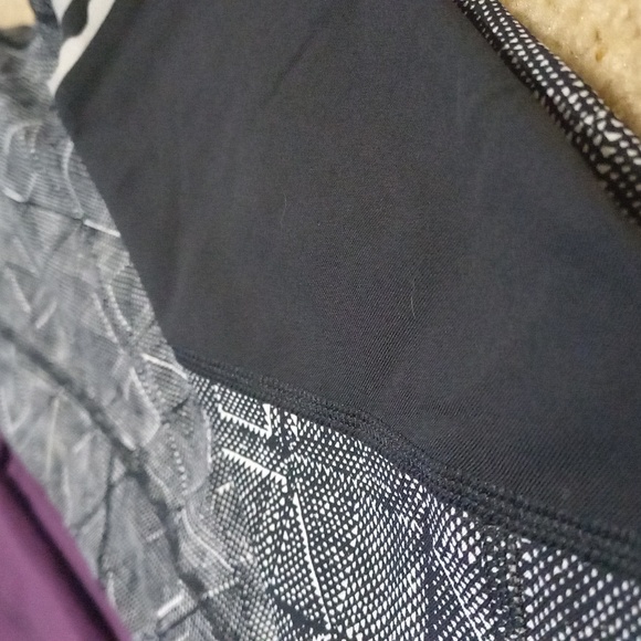 2 RARE Lululemon leggings - Picture 3 of 8